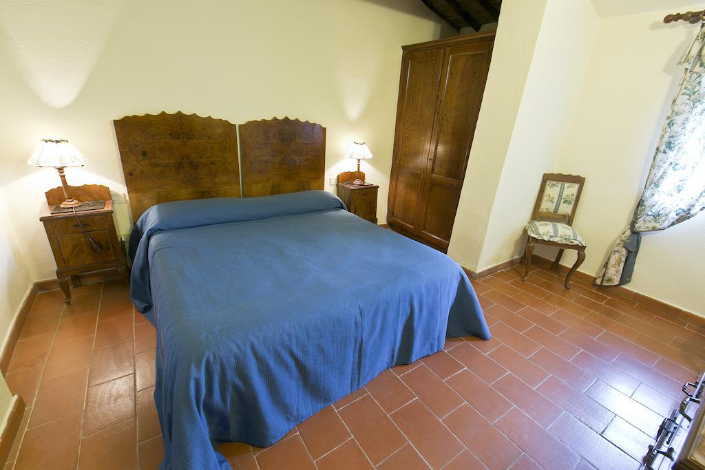 Agriturismo il Torrione Lecchi Camera foto