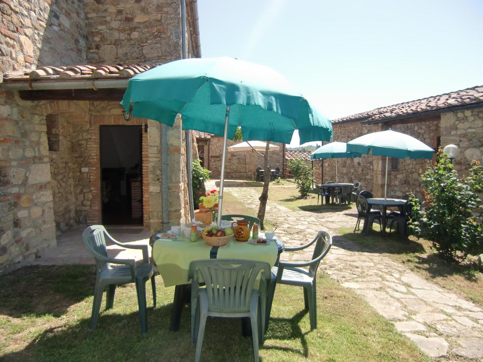 Agriturismo il Torrione Lecchi Esterno foto