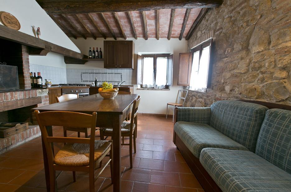 Agriturismo il Torrione Lecchi Esterno foto